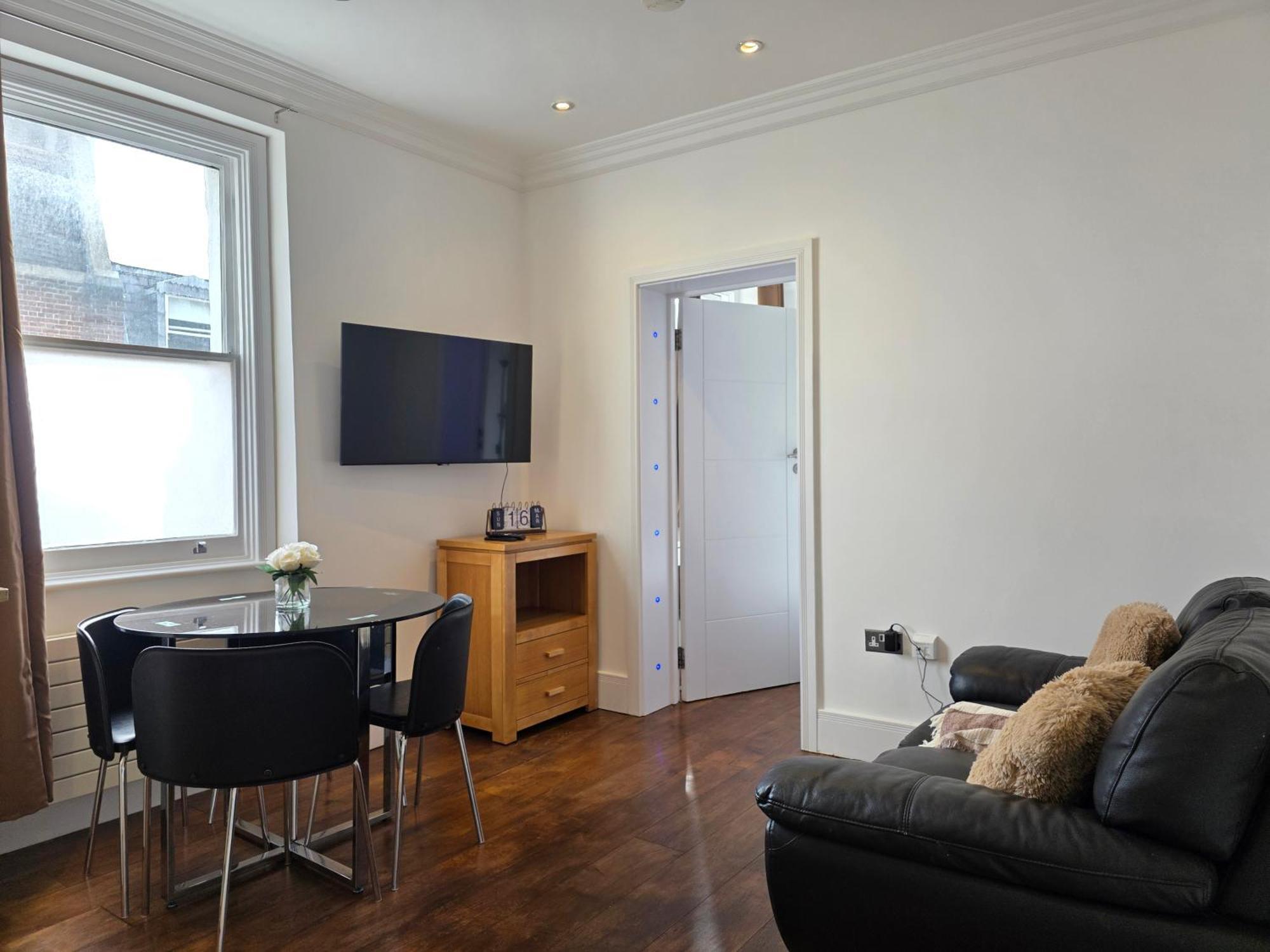 Charming 2 Bedroom Flat In Paddington Londra Dış mekan fotoğraf